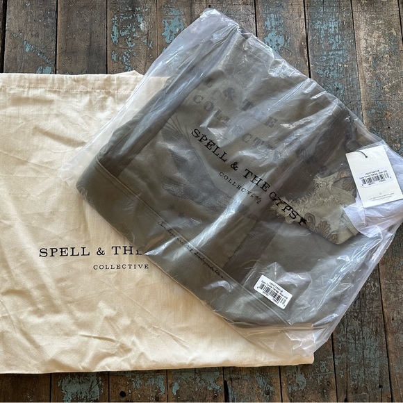 Spell Gypsy Traveller Tote Bag, BNWT, in Khaki - Picture 3 of 10